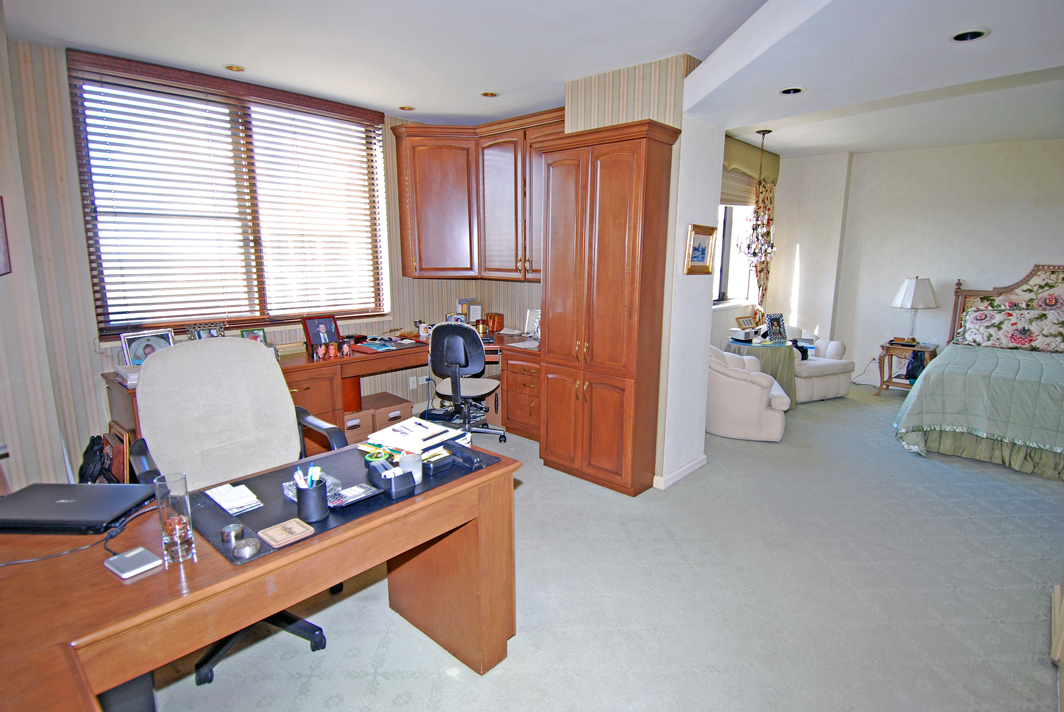 North Shore Towers 3 Bedroom Apartment