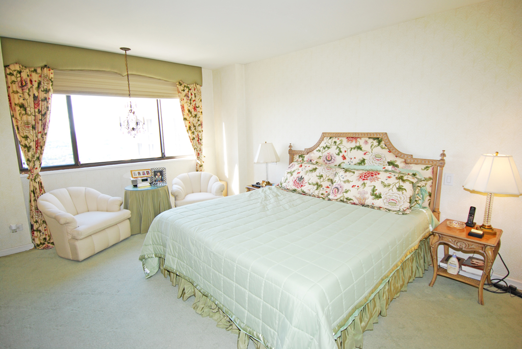 North Shore Towers 3 Bedroom Apartment