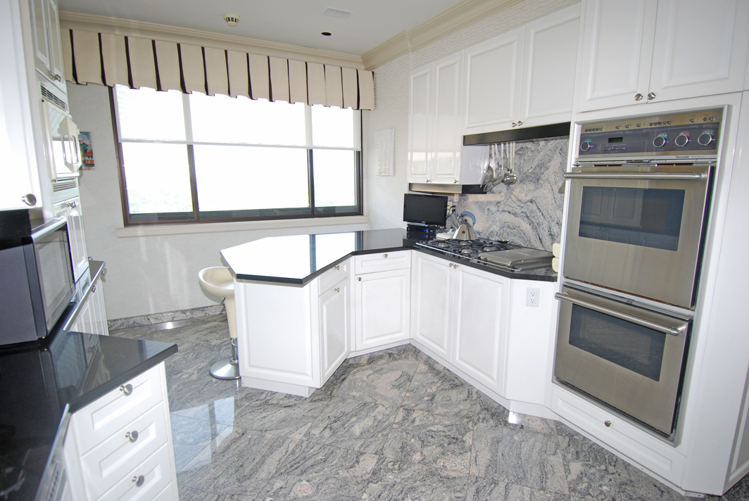 North Shore Towers Penthouse