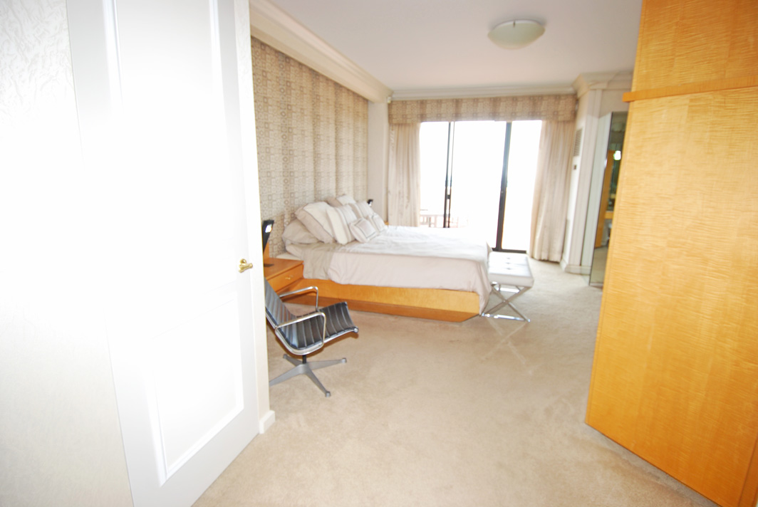 North Shore Towers Penthouse