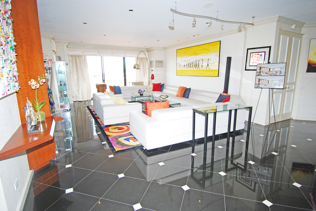 North Shore Towers Penthouse