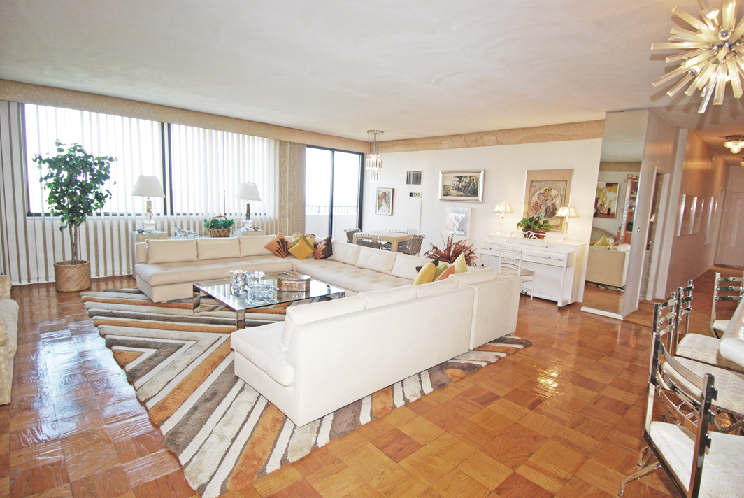 North Shore Towers Penthouse