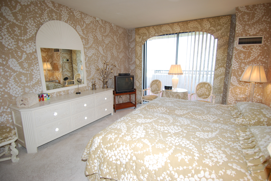 North Shore Towers Penthouse