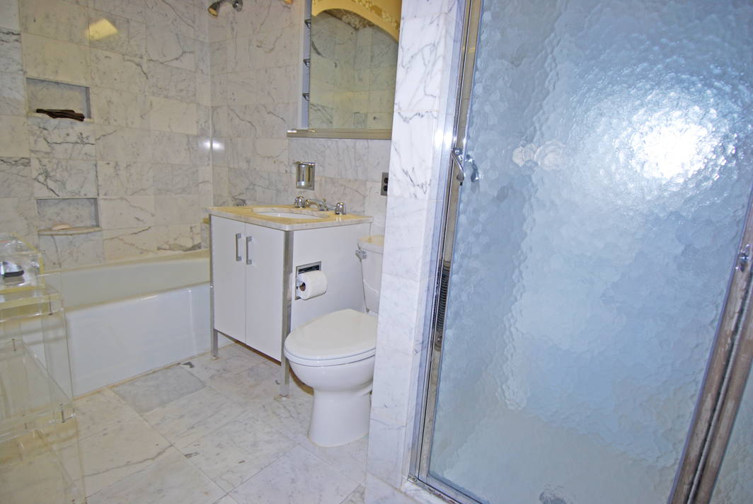 North Shore Towers Penthouse