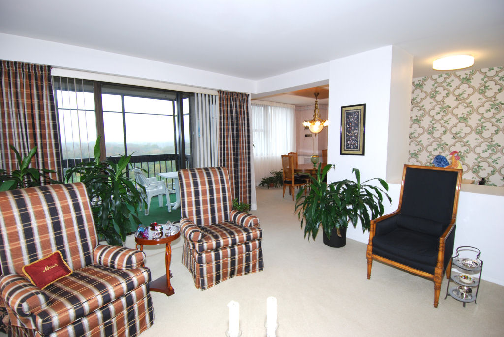 North Shore Towers Apt.