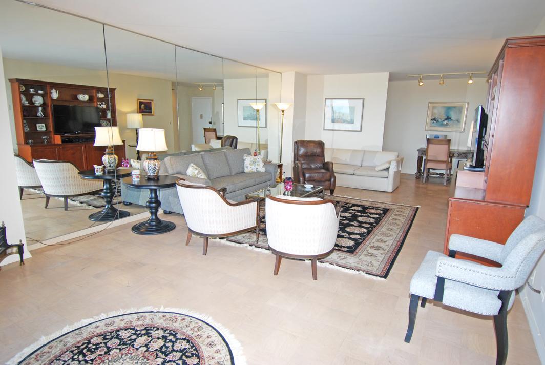 North Shore Towers Apartment