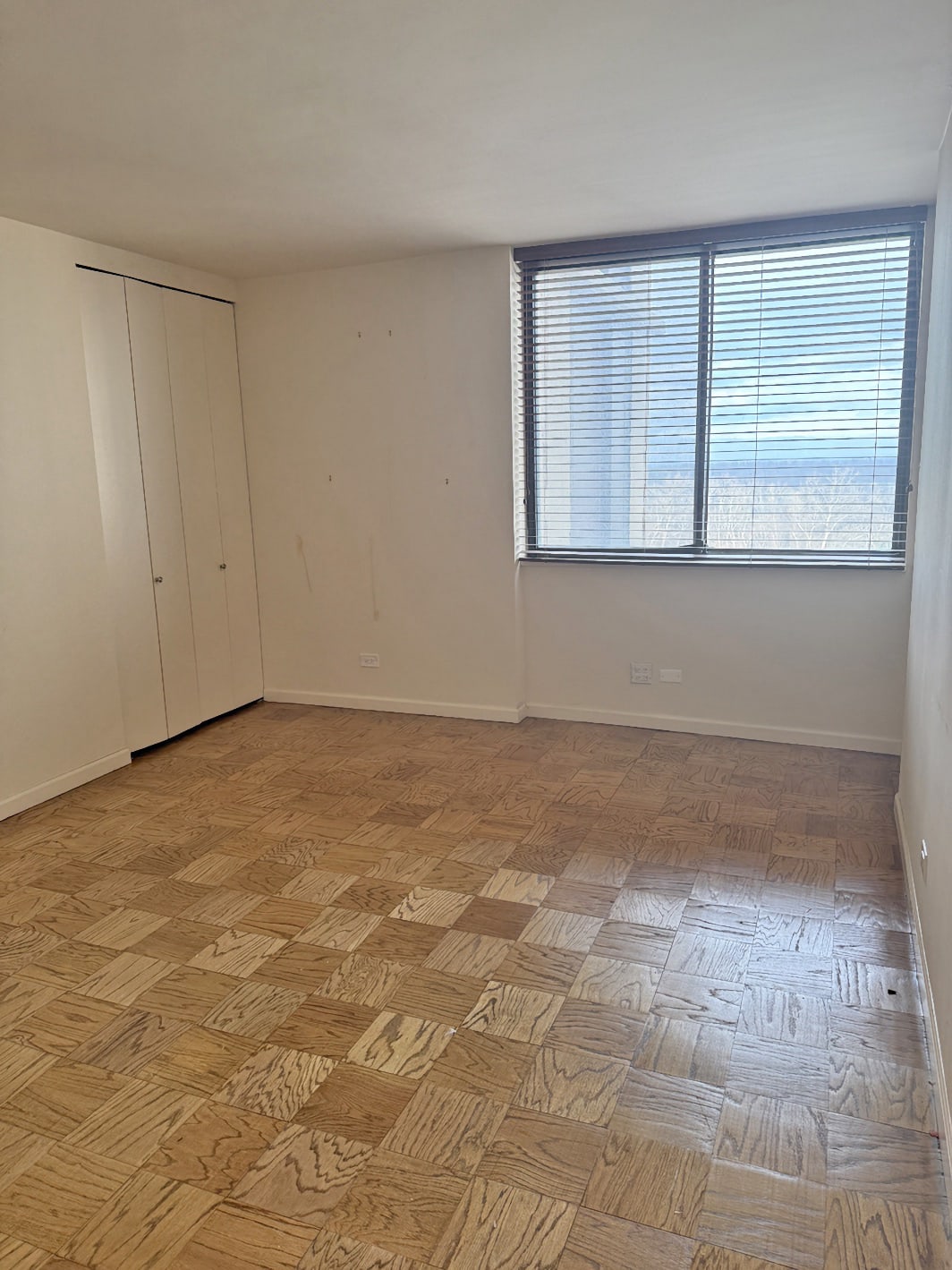 North Shore Towers Apt.