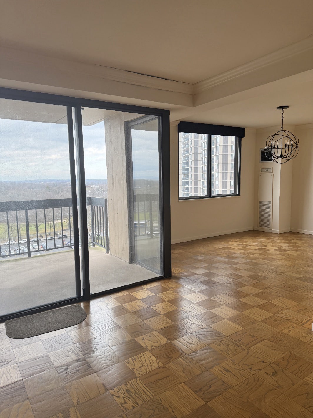 North Shore Towers Apt.