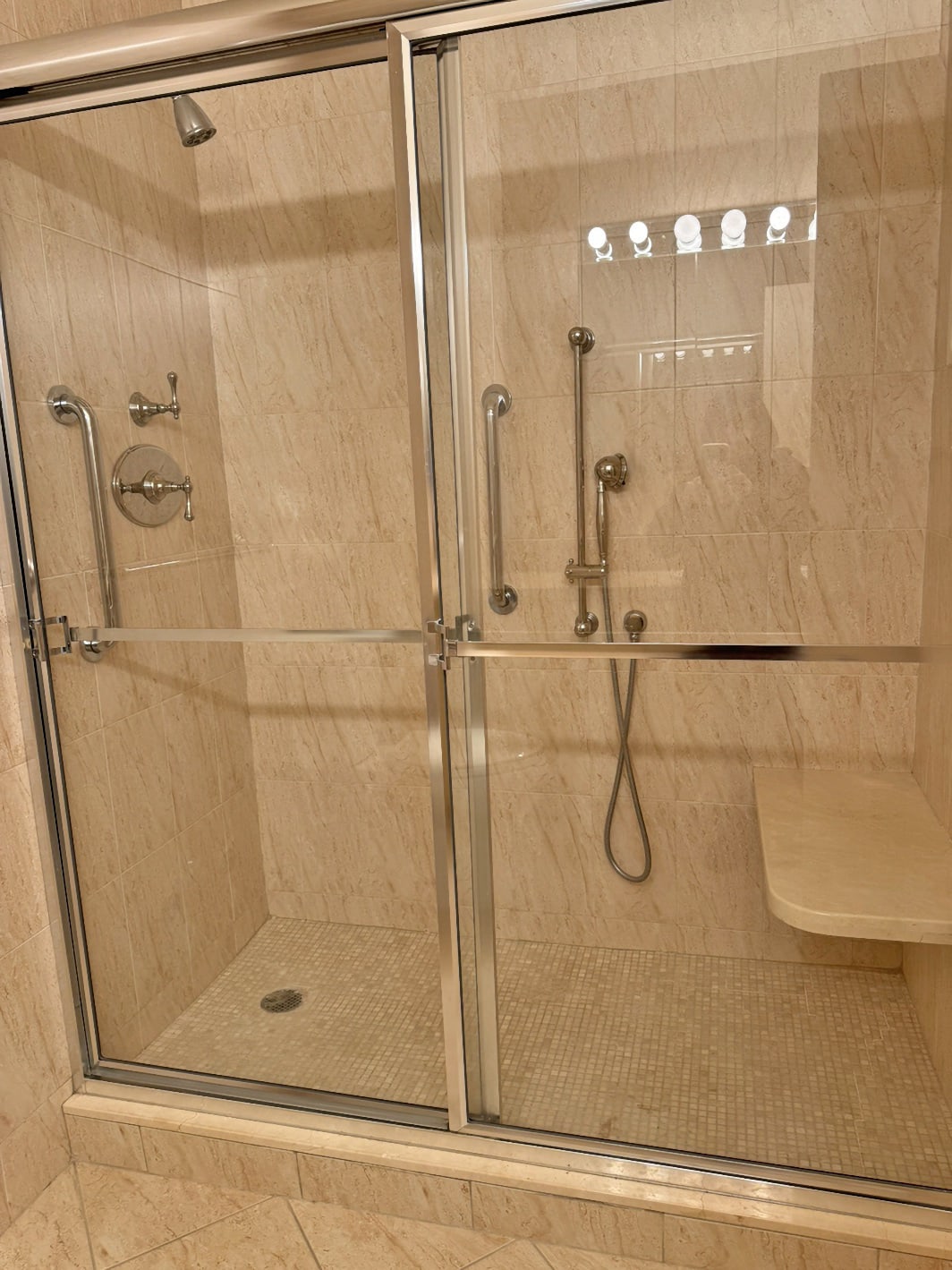 North Shore Towers Apt.