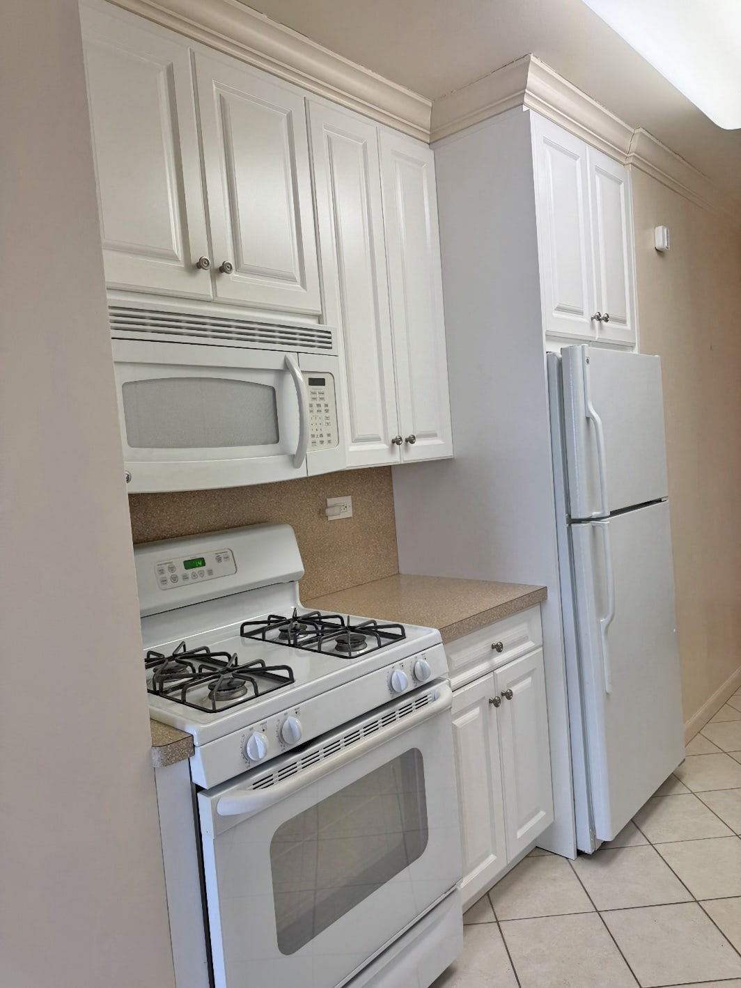 North Shore Towers Apt.