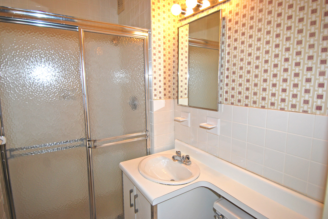 North Shore Towers Apartment