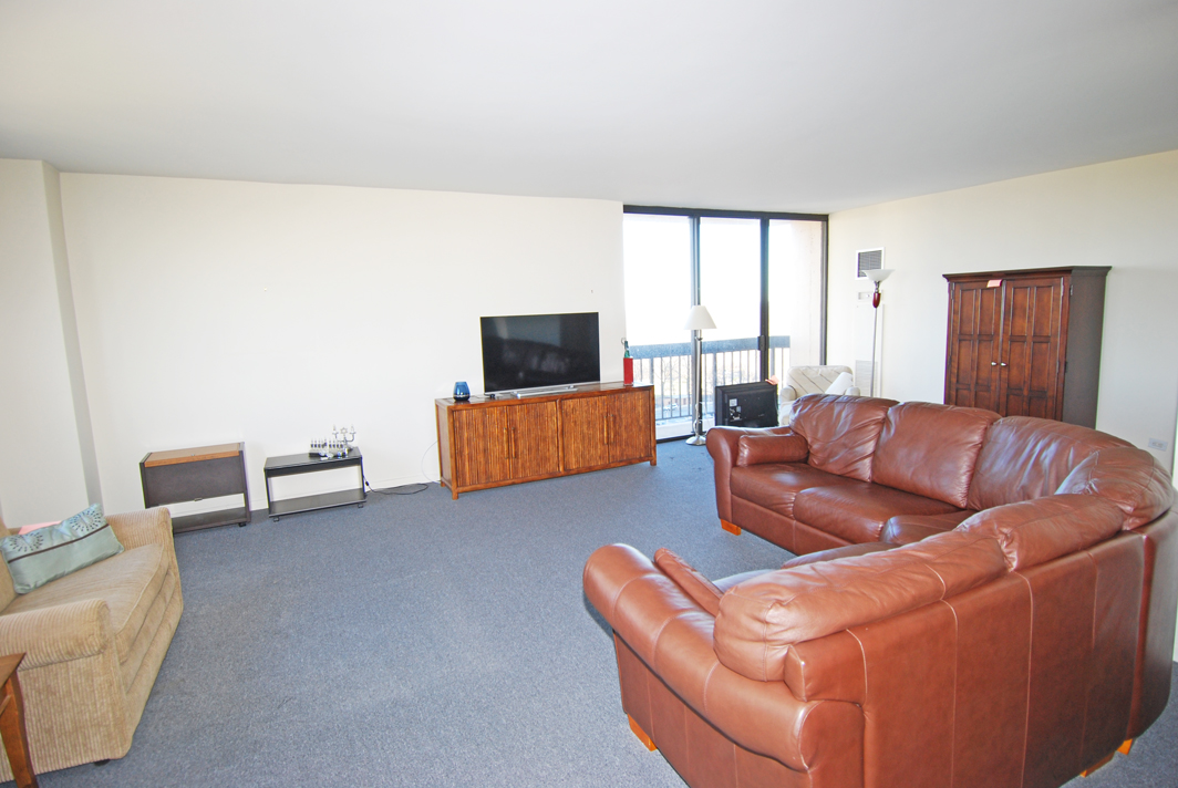 North Shore Towers Apt.