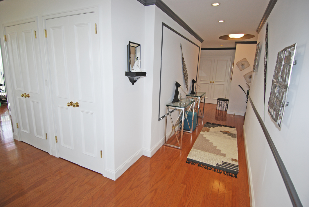 North Shore Towers Apartment