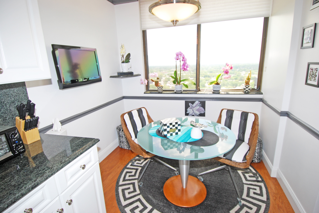 North Shore Towers Apartment