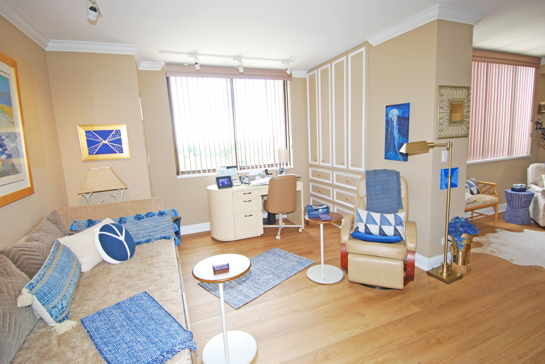 North Shore Towers Apartment