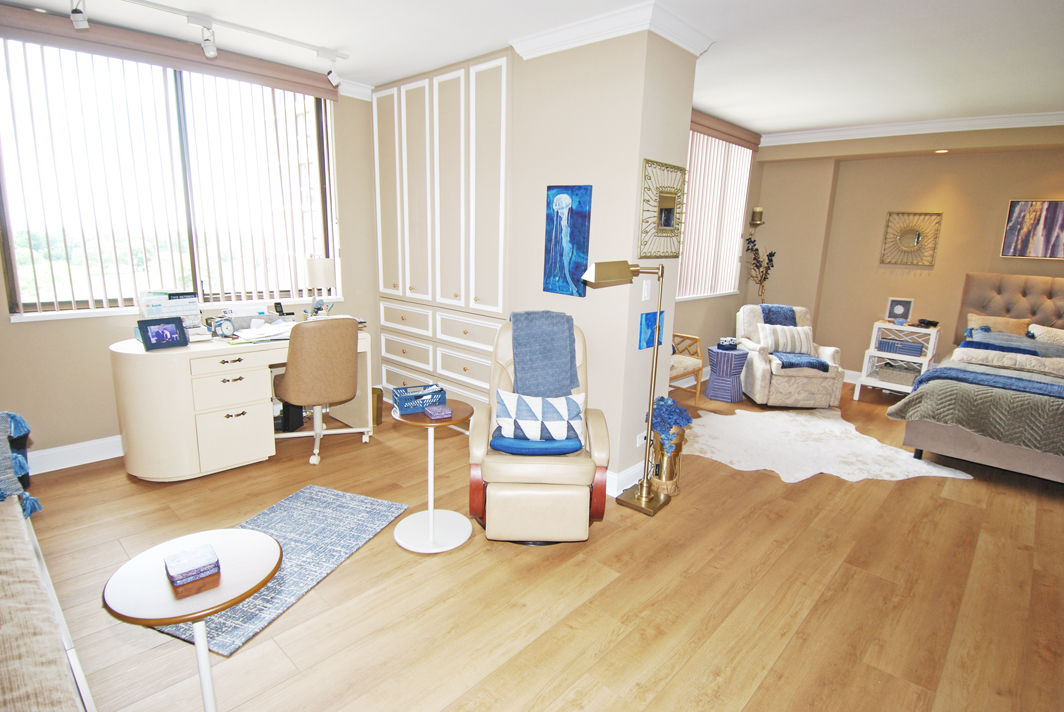 North Shore Towers Apartment