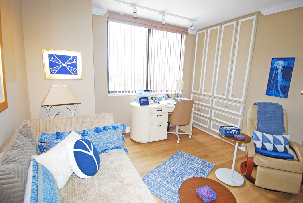 North Shore Towers Apartment