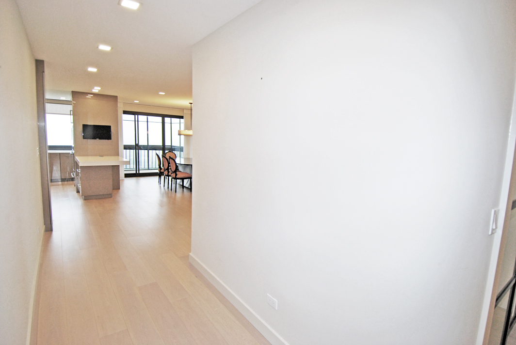 North Shore Towers Apartment