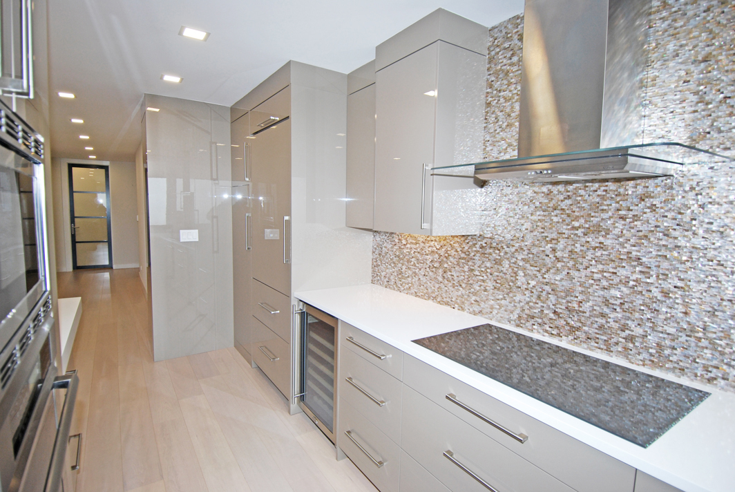 North Shore Towers Apartment