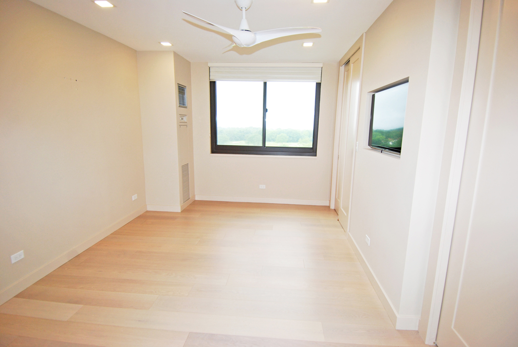 North Shore Towers Apartment