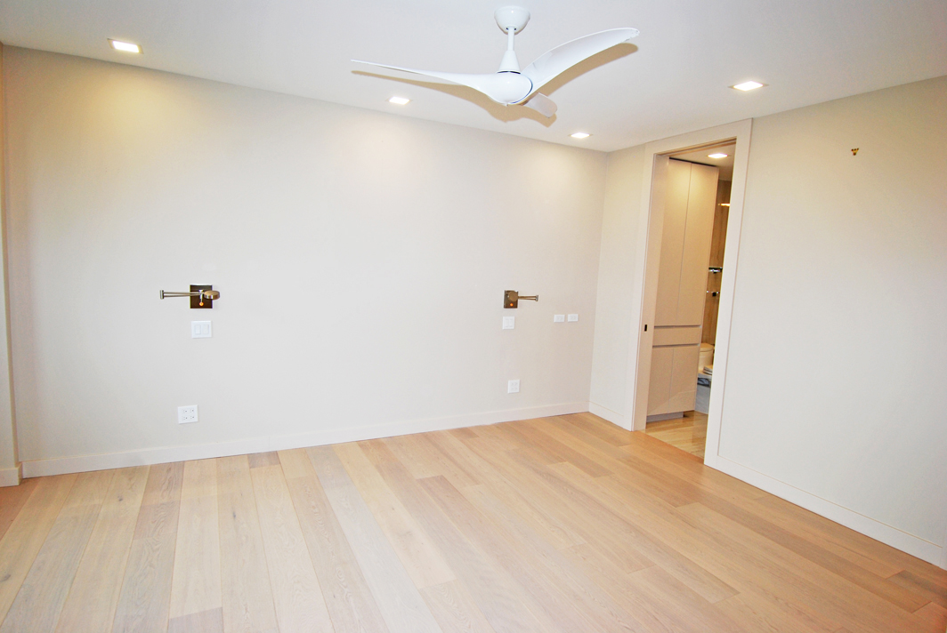 North Shore Towers Apartment