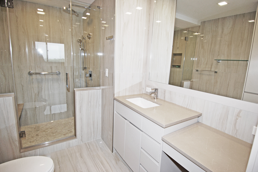 North Shore Towers Apartment