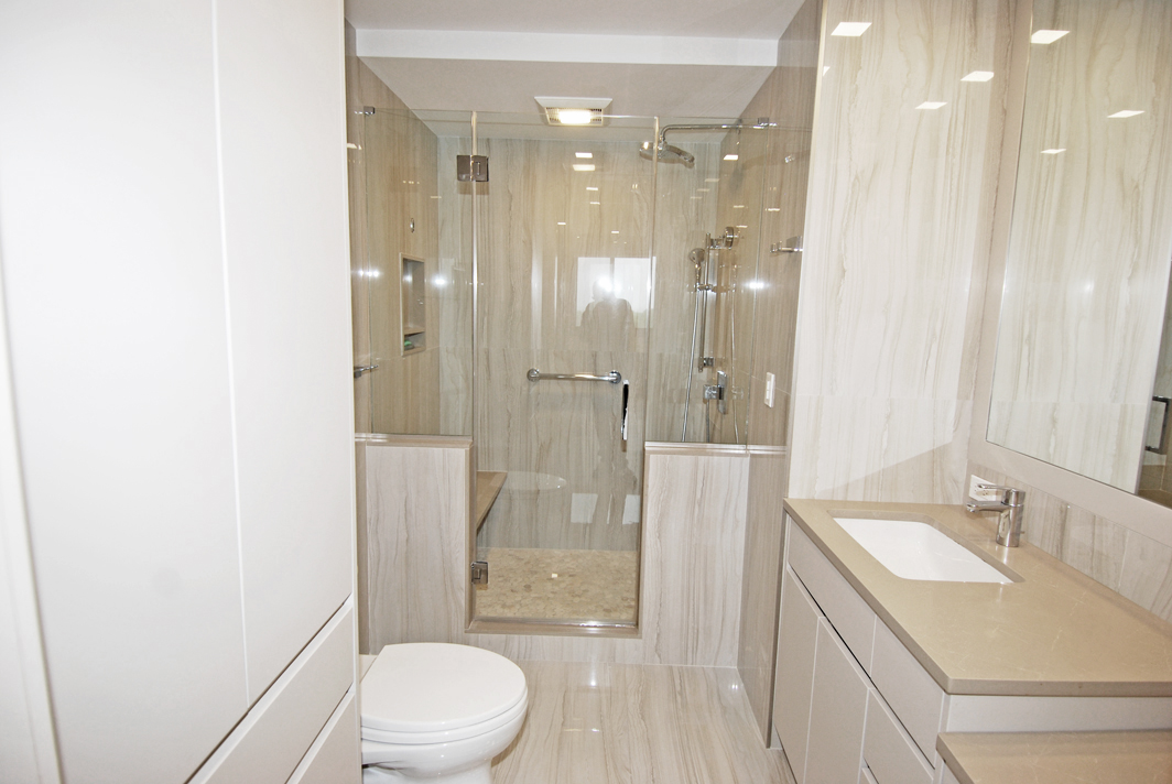 North Shore Towers Apartment