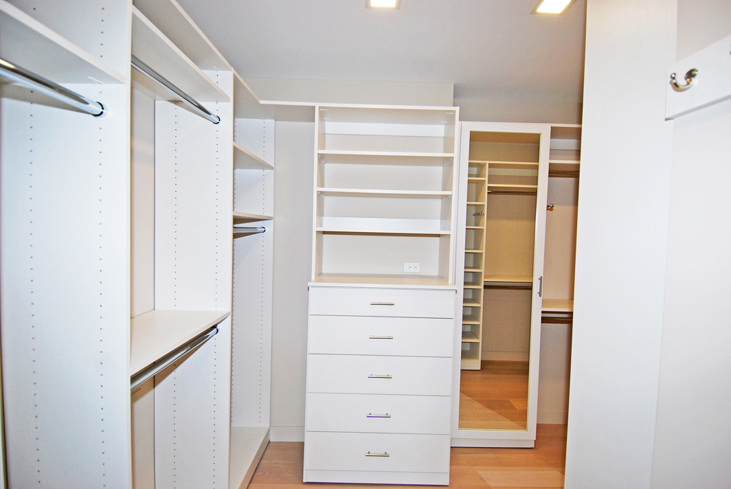 North Shore Towers Apartment