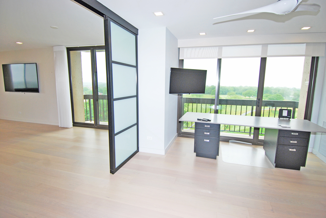 North Shore Towers Apartment