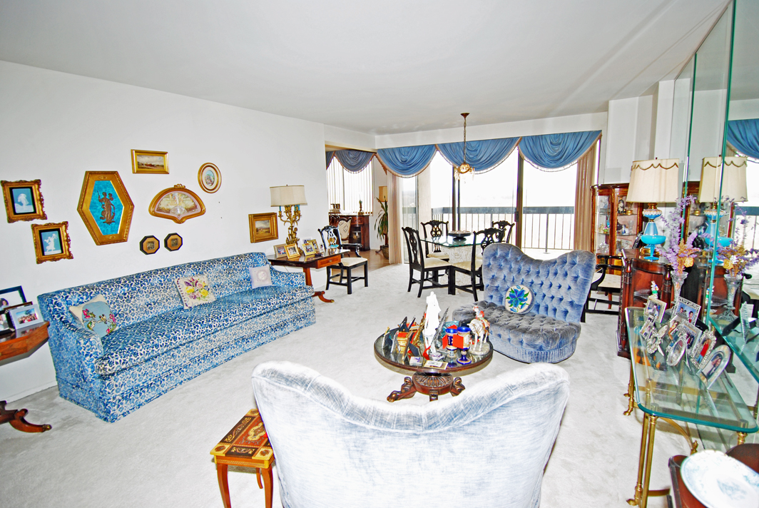 North Shore Towers Apartment