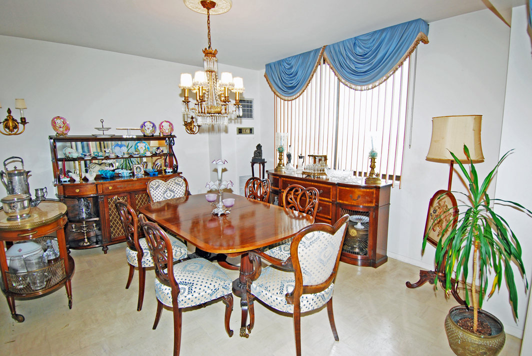 North Shore Towers Apartment