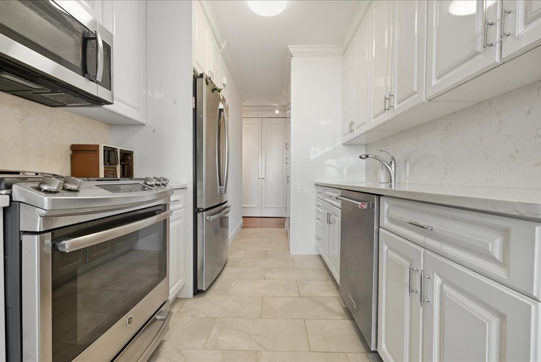 North Shore Towers Apt.