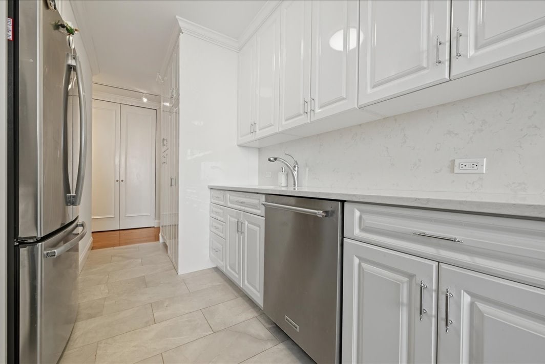 North Shore Towers Apt.