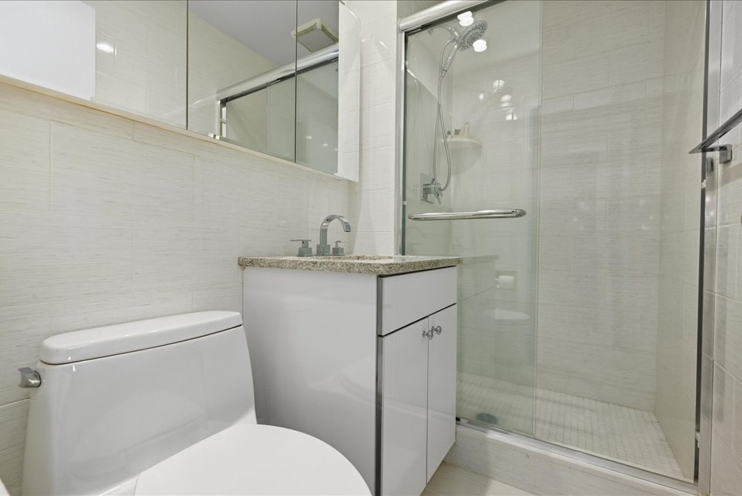 North Shore Towers Apt.