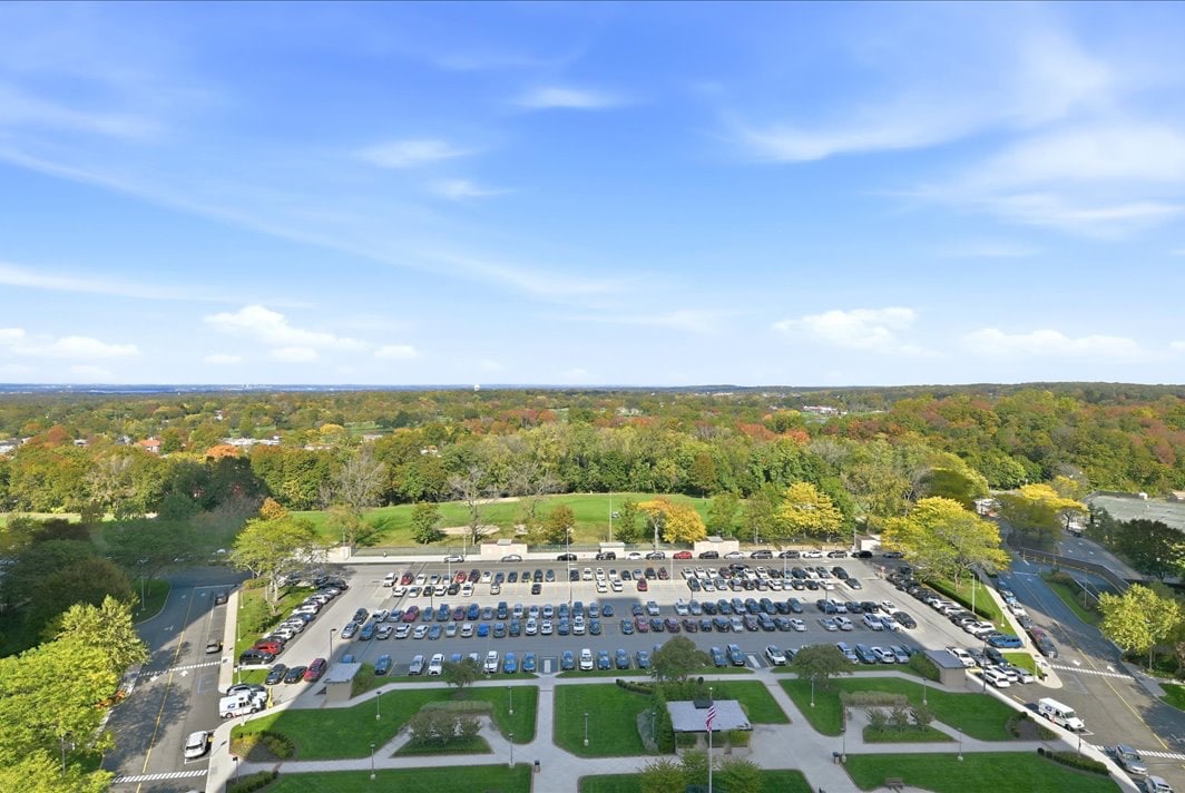 North Shore Towers Apt.