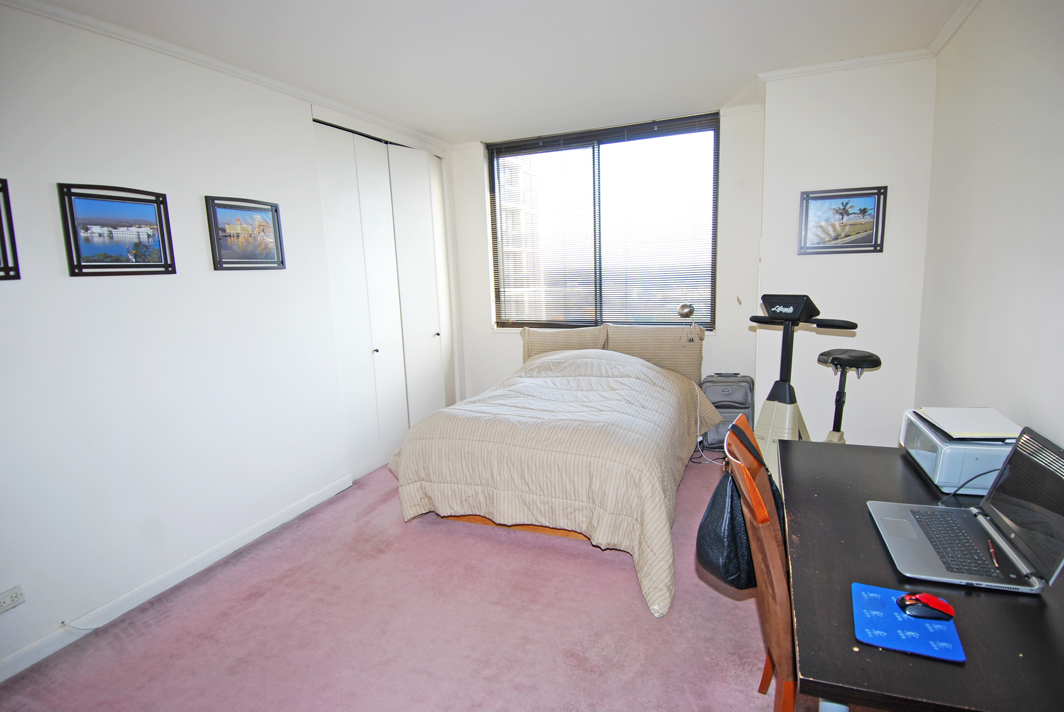 North Shore Towers 3 Bedroom Apartment