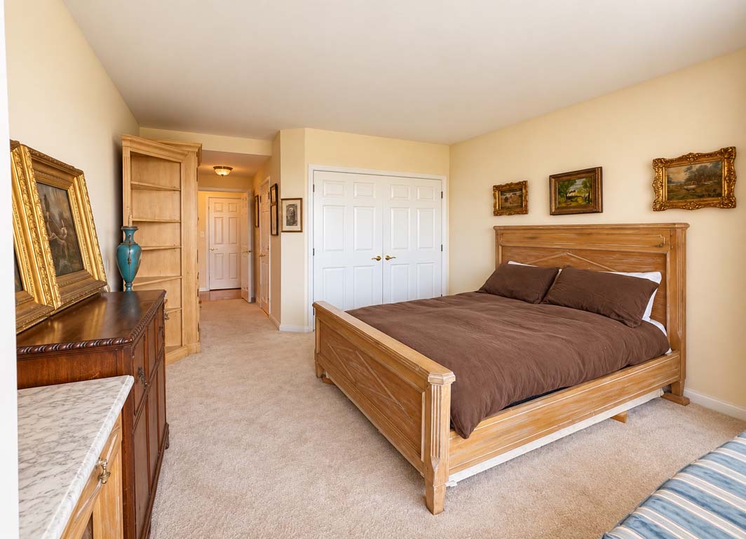 North Shore Towers Apt.