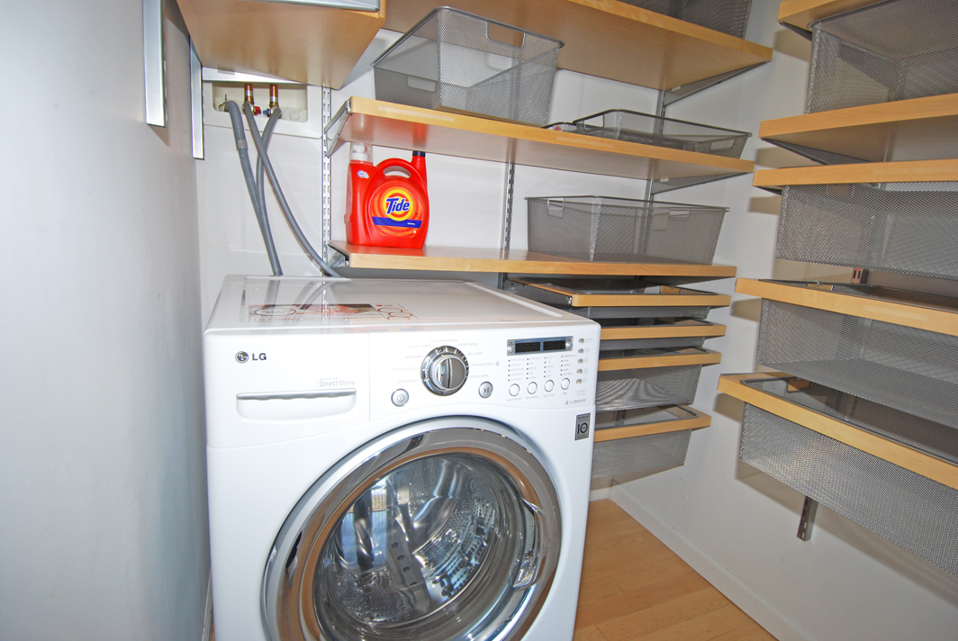 North Shore Towers Apartment