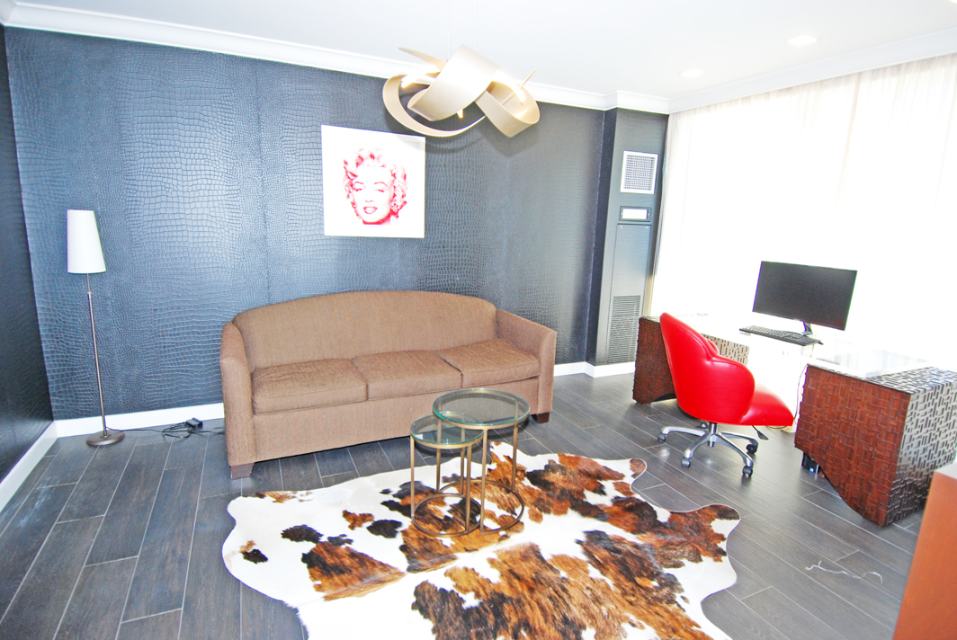 North Shore Towers Apartment