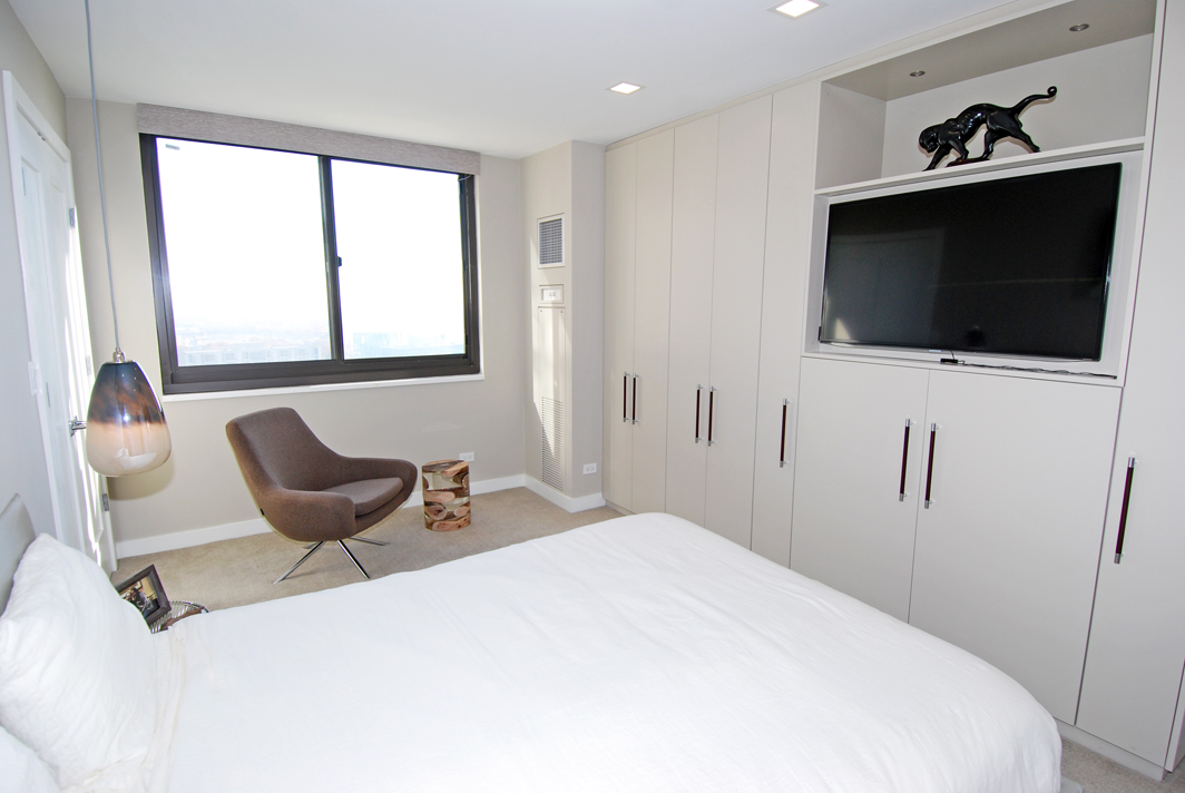 North Shore Towers Apartment