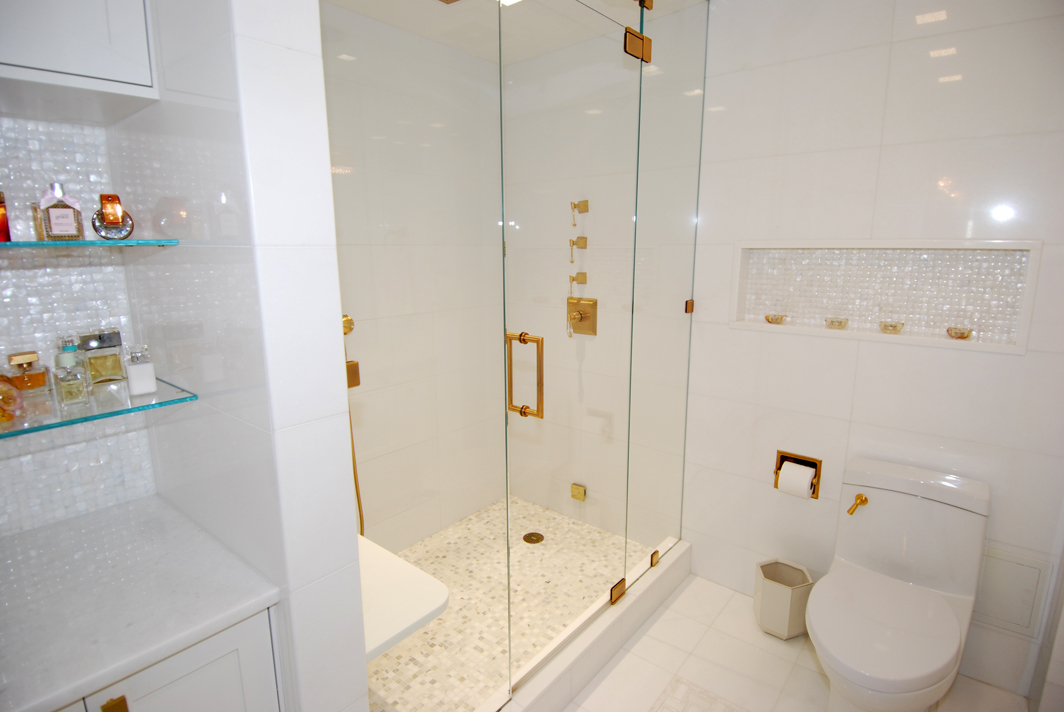 North Shore Towers Apartment