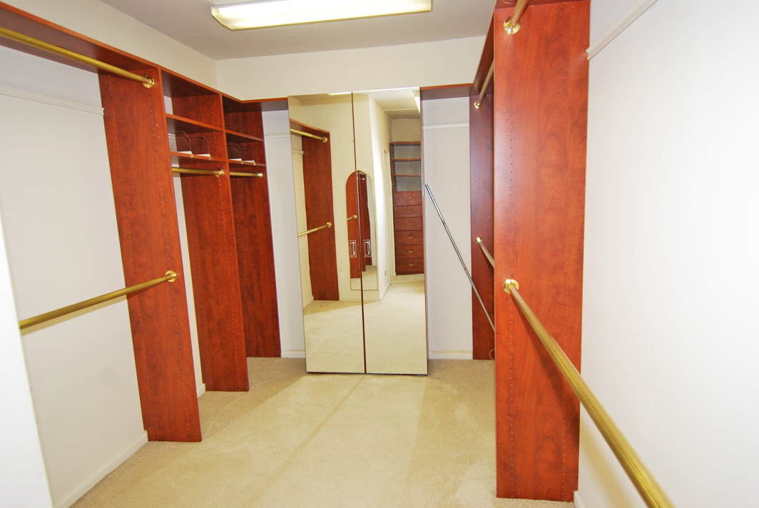 North Shore Towers Apartment