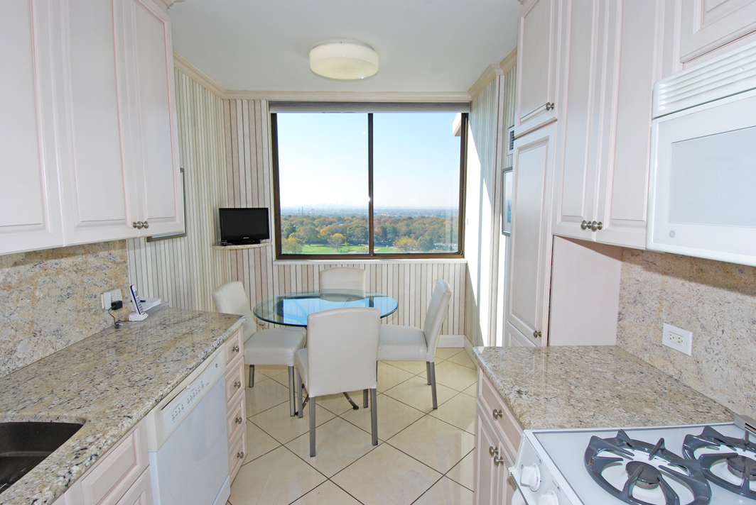 North Shore Towers Apartment