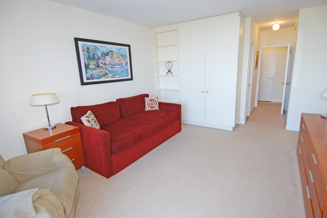 North Shore Towers Apartment