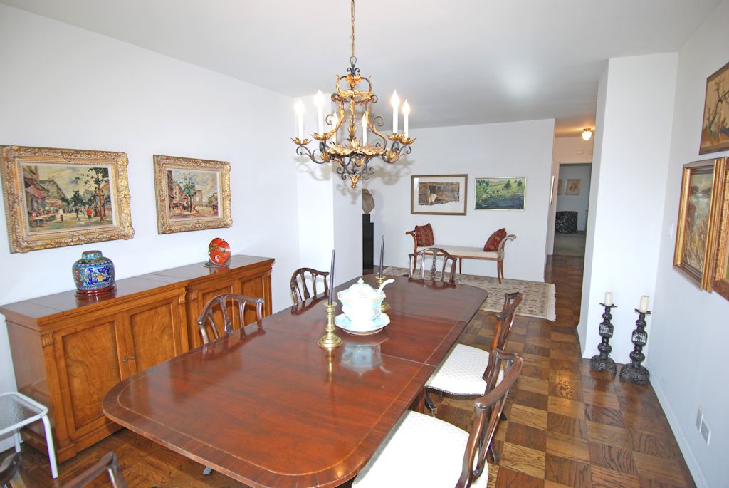 North Shore Towers Apartment