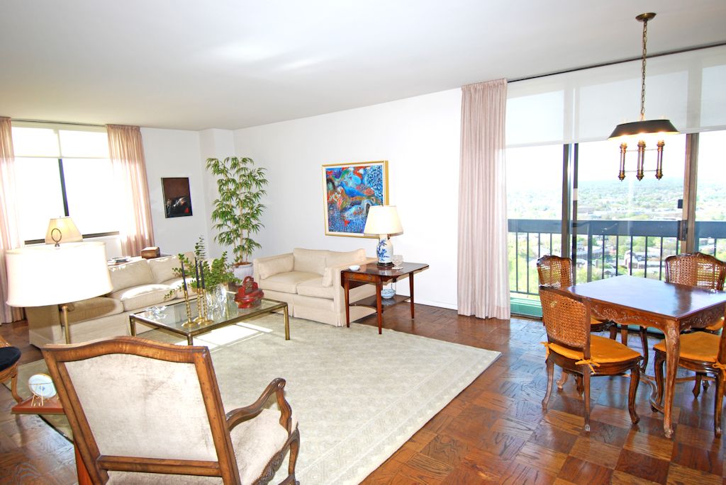 North Shore Towers Apartment