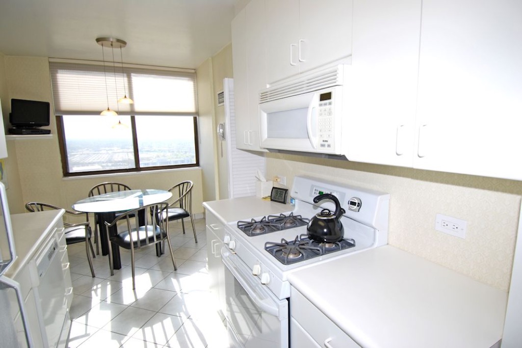 North Shore Towers Apt.