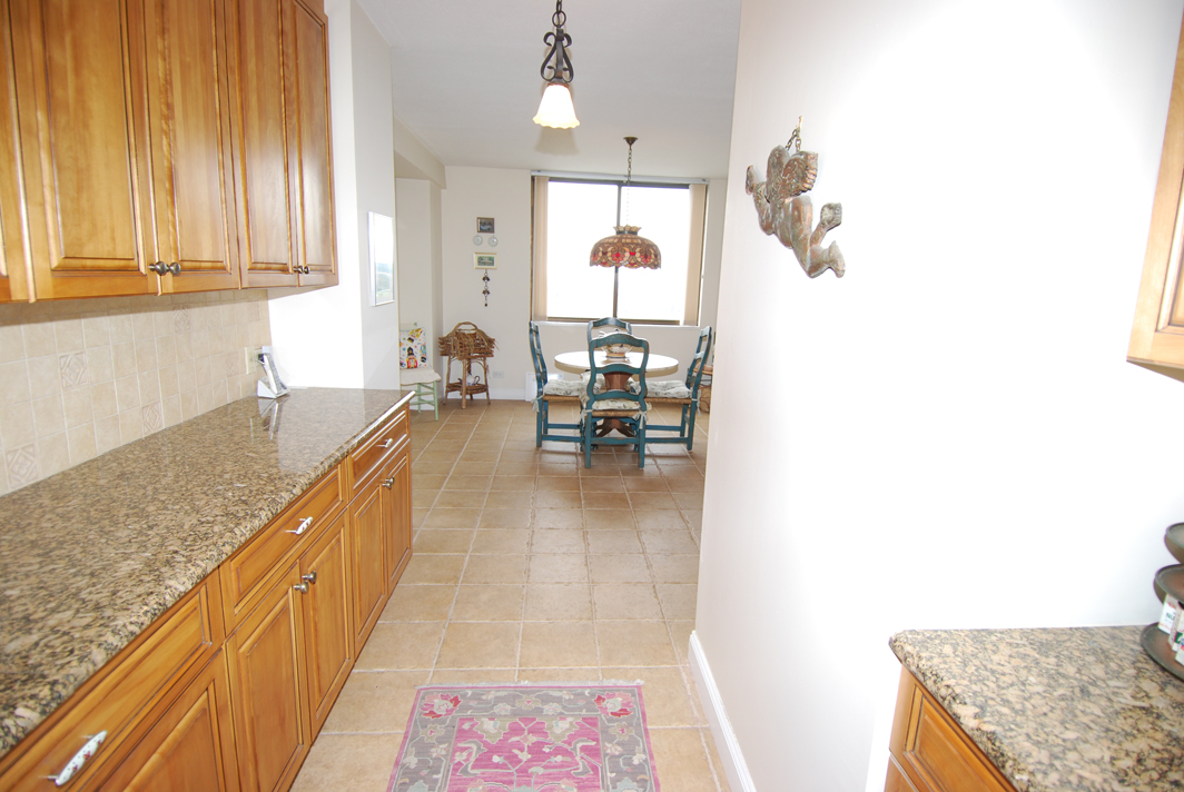 North Shore Towers Apt.