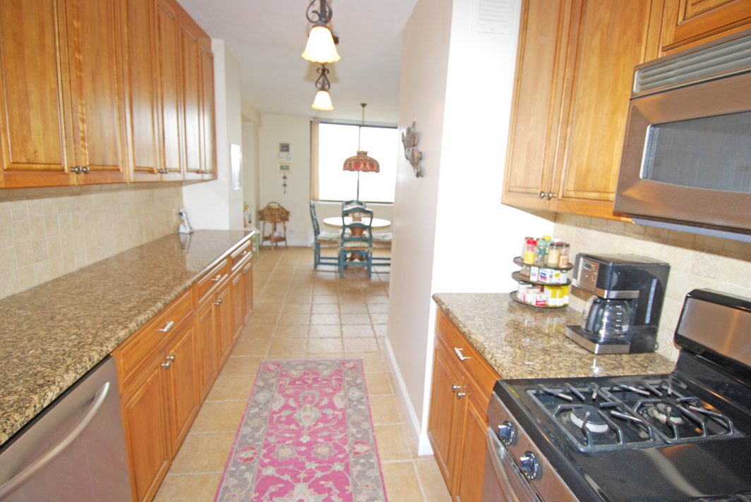 North Shore Towers Apt.