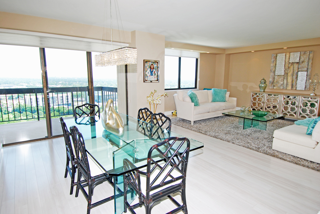 North Shore Towers Apartment